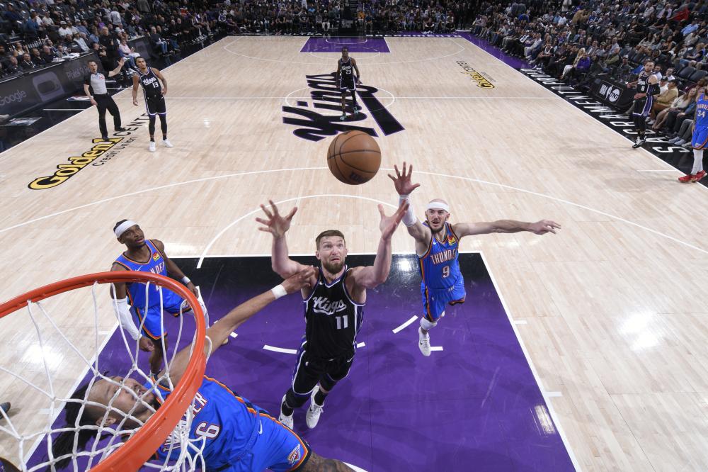 更是对她自 更是对她自